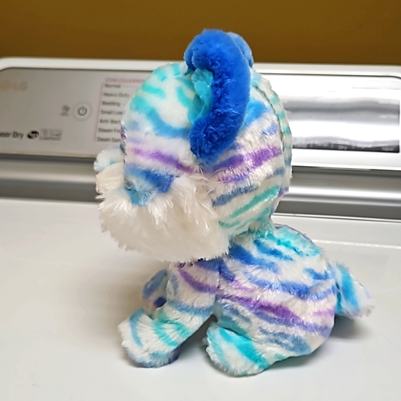 FurReal North The Sabertooth Kitty Interactive Plush Pet Toy, 35+ Sound, Hasbro - Picture 2 of 6